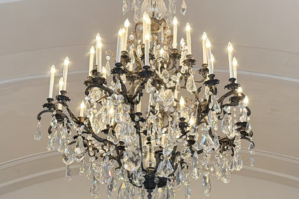 Philadelphia Chandelier Cleaning Service
